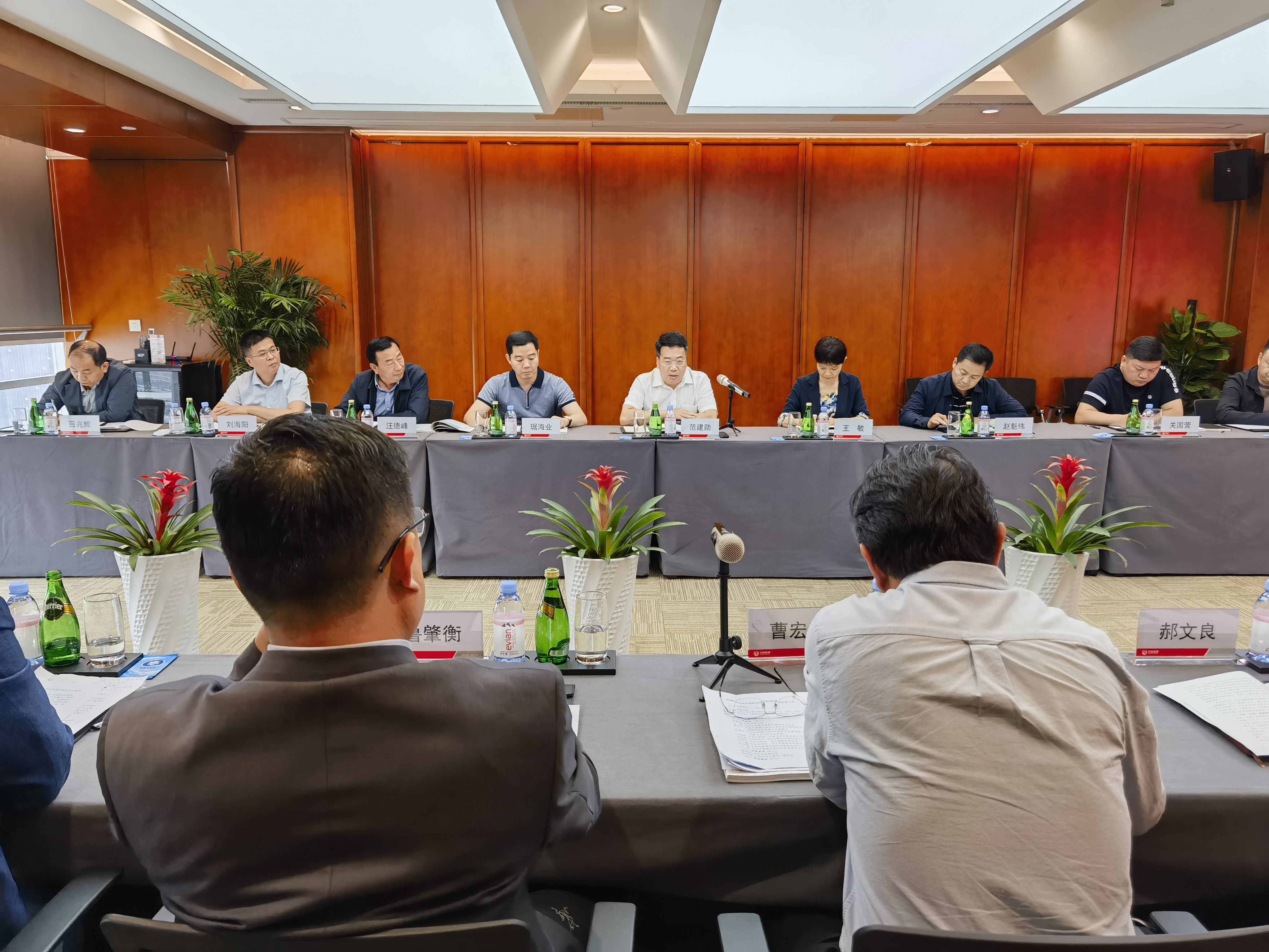 市政协副主席范建勋视察郑州市外资企业