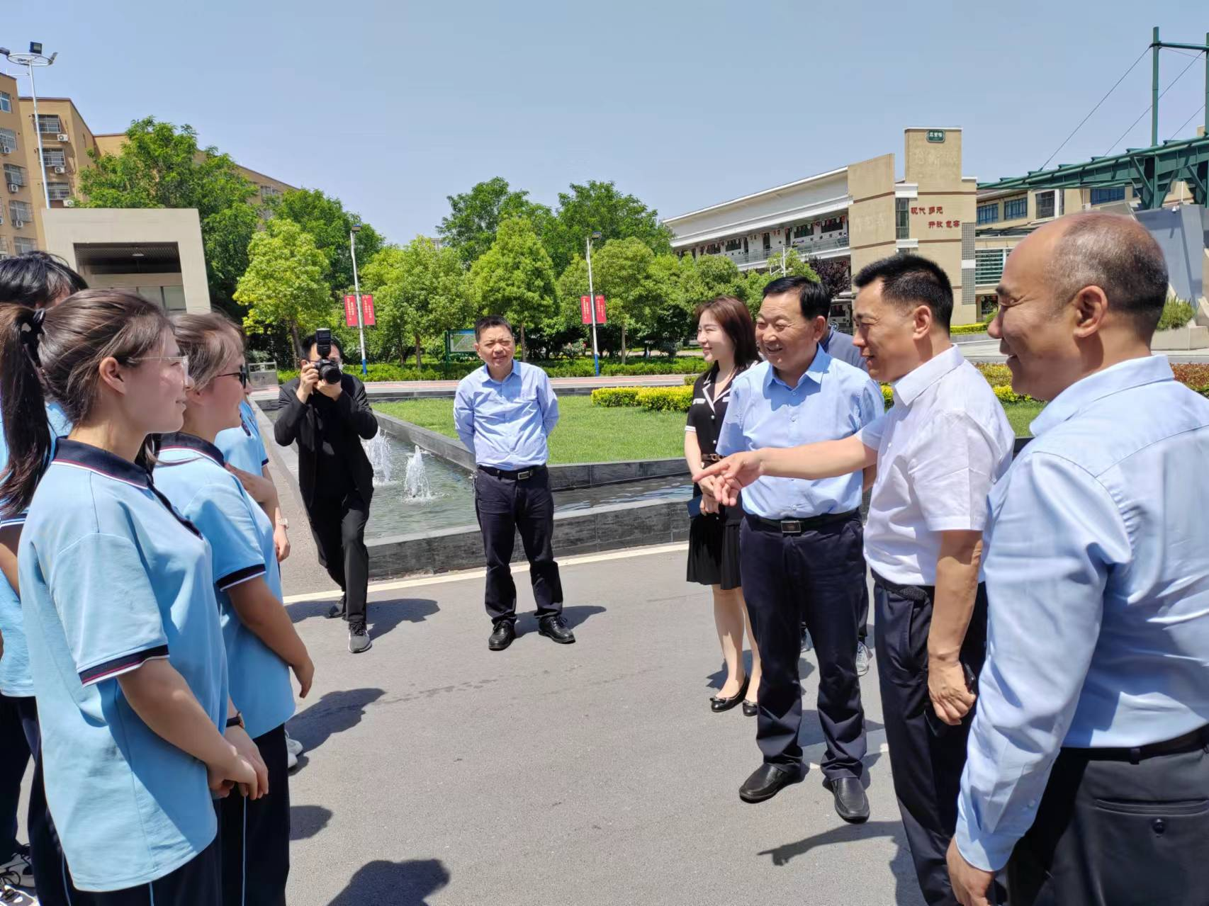            市政协领导视察我市民族团结教育开展情况        